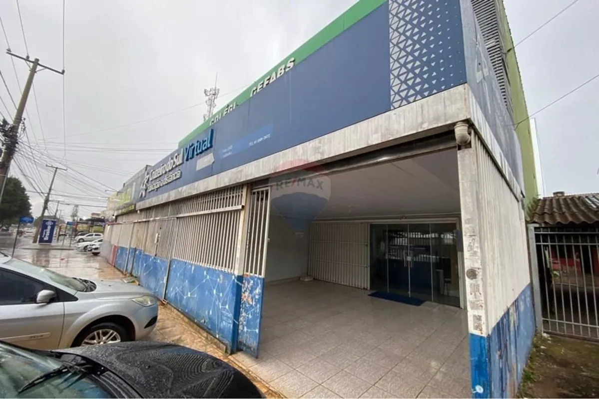 INVESTIMENTO IMPERDÍVEL! Prédio comercial/residencial com alto potencial de rend...