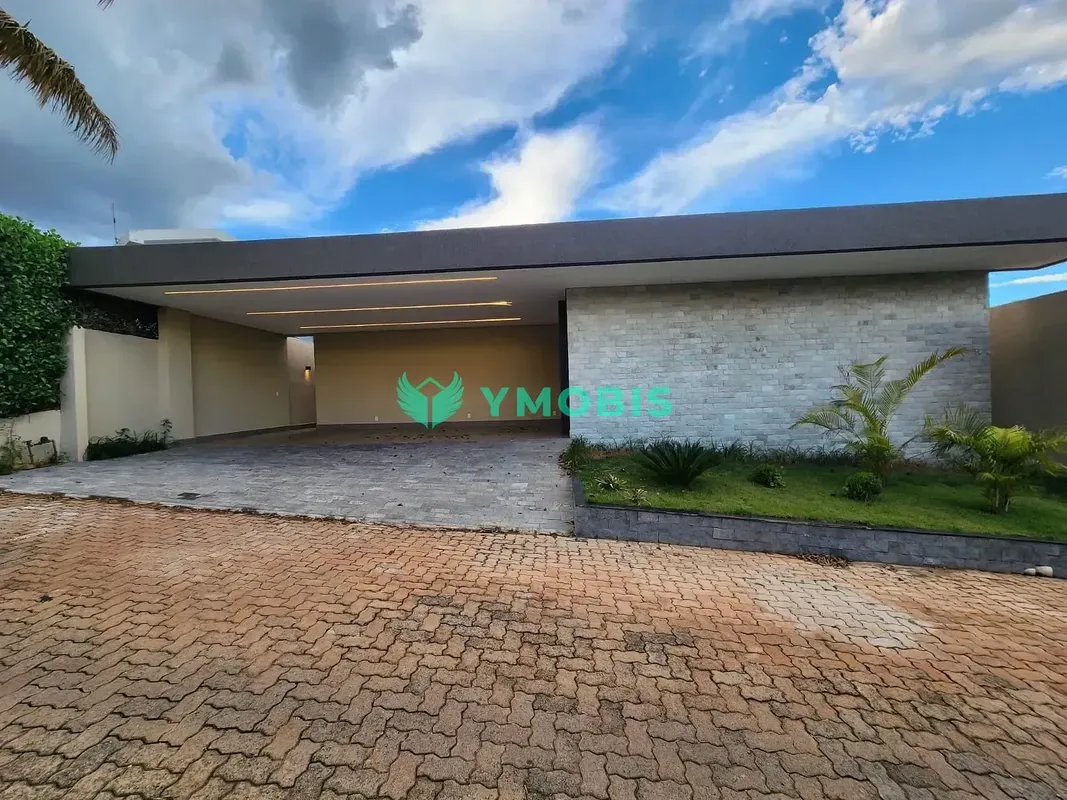 CASA ALTO PADRÃO COM ÁREA GOURMET COMPLETA E PISCINAProjeto moderno Lote 350m² A...