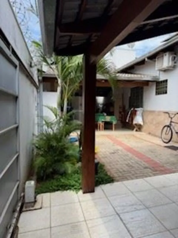 Excelente oportunidade! Casa moderna e completa no melhor do bairro! Casa com 3 ...