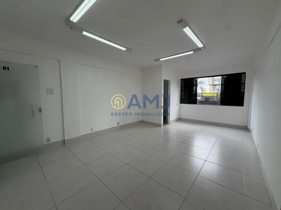SALA COMERCIAL PARA LOCAÇÃO AV. T-7 SETOR OESTE GOIÂNIA Excelente localização em...