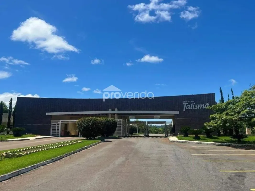 Oportunidade Imperdível no Condomínio de Lazer Talismã!Apresentamos um lote espa...