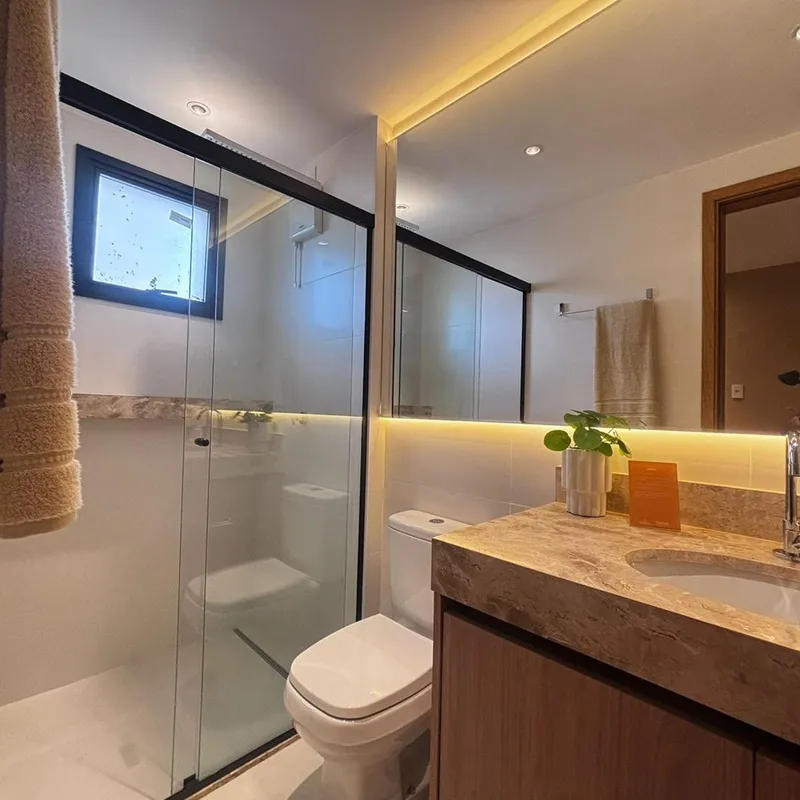 Apartamento ALTO PADRÃO, excelente localização à Av. T-1, Setor Bueno, ANDAR ALT...