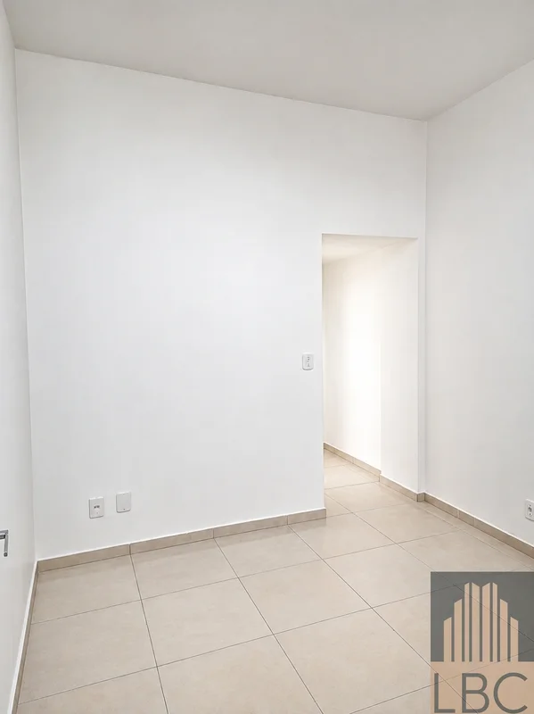 Descubra um apartamento acolhedor e prático na melhor localização do ASA NORTE, ...