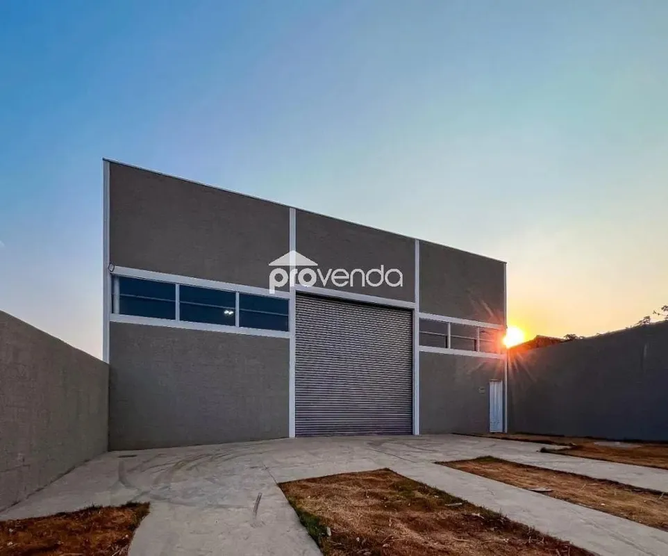 Localização Privilegiada: Situado em uma das principais avenidas do Setor Garave...