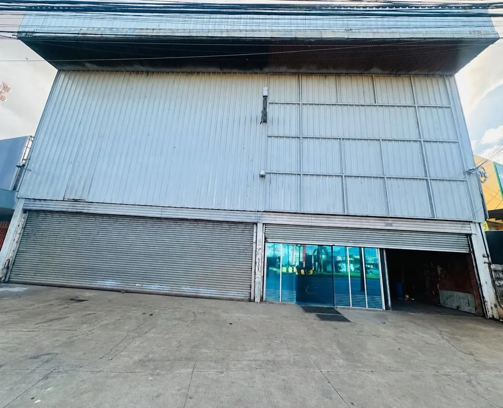Prédio Comercial com Rooftop ao lado do Parque da SerrinhaExcelente oportunidade...