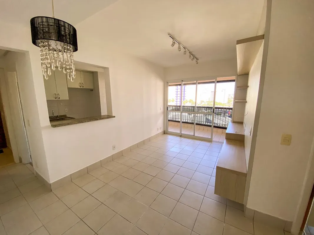 Apartamento com Ã³tima localizaÃ§Ã£o, prÃ³ximo ao Parque Flamboyant, com 02 quar...
