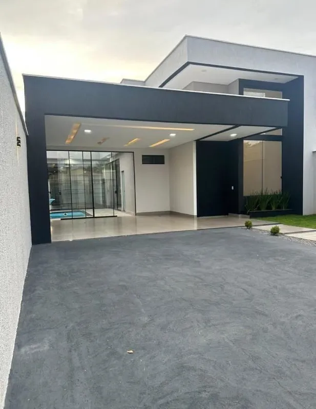 Casa no Maysa em Trindade sozinha no terreno. Lote com 385 metros sendo 190 de á...