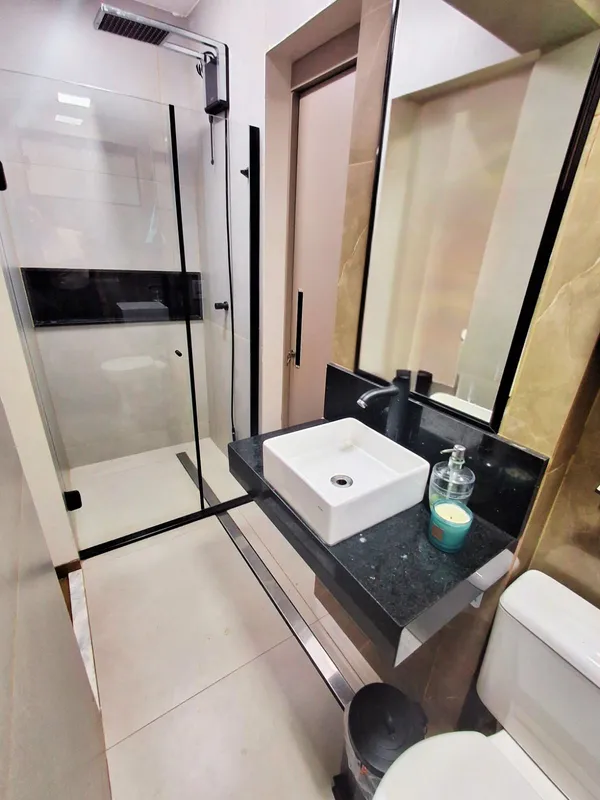 Apartamento à venda no Jardim Goiás Apartamento com 93m², em uma planta compacta...