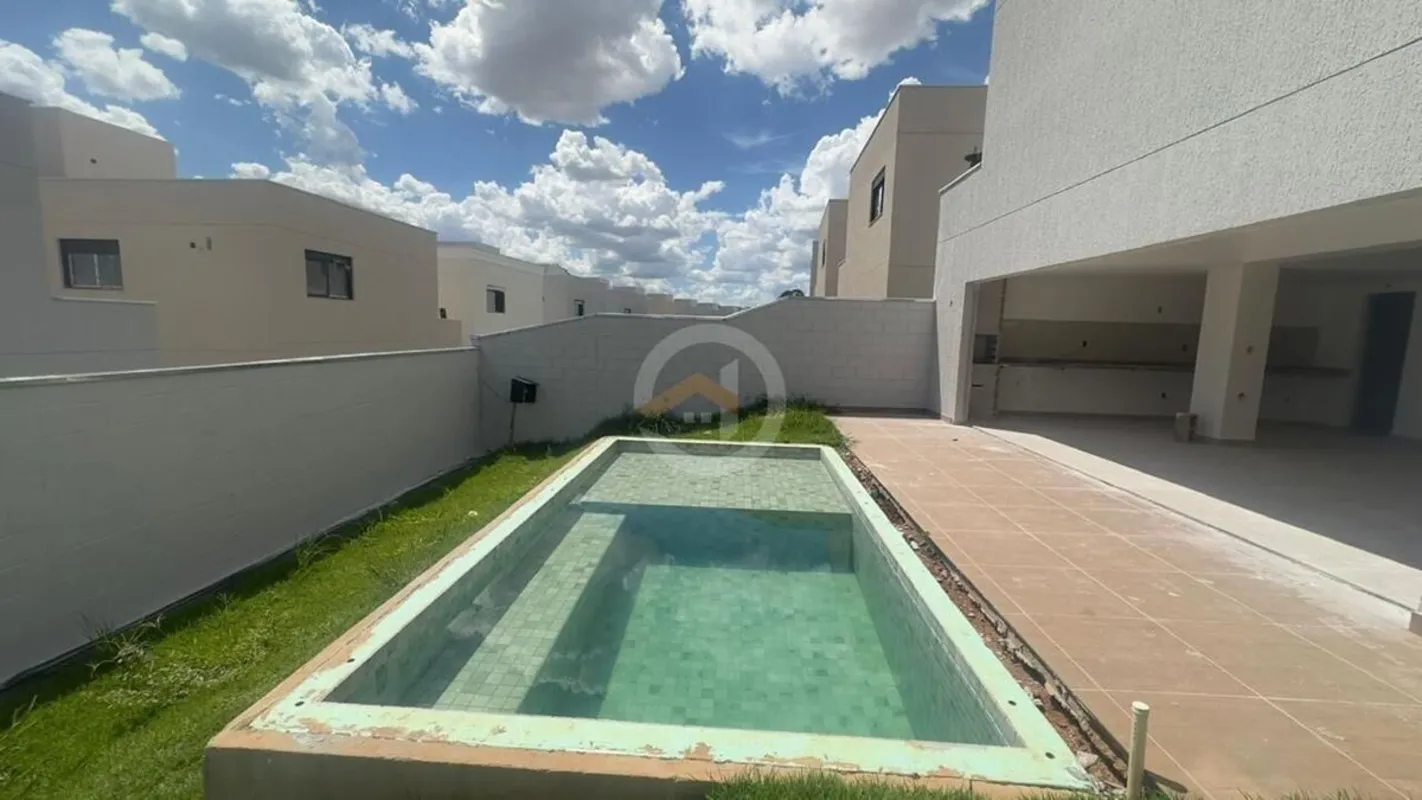 Sobrado 4 Quartos, sendo 3 Suítes - Jardins LyonCom 4 Dormitórios, sendo 3 suíte...