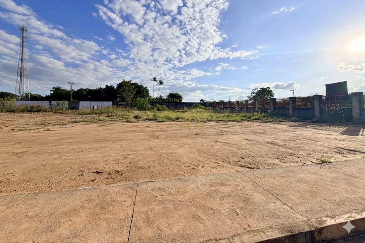 LOTE PARK WAY 2.500M² CONDOMÍNIO FECHADO LOCALIZAÇÃO PRIVILEGIADA GUARITA MODERN...