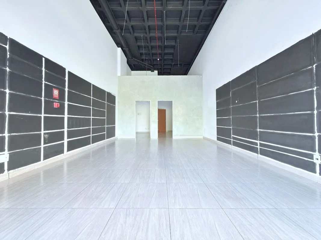 Loja comercial premium para locação | 63,88 m²Uma oportunidade exclusiva para em...
