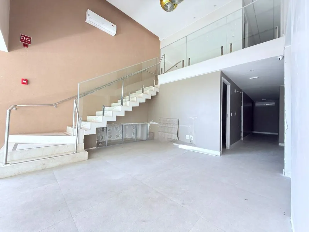 Loja comercial premium para locação | 240²m²Loja 14/15 - Espaço comercial de alt...