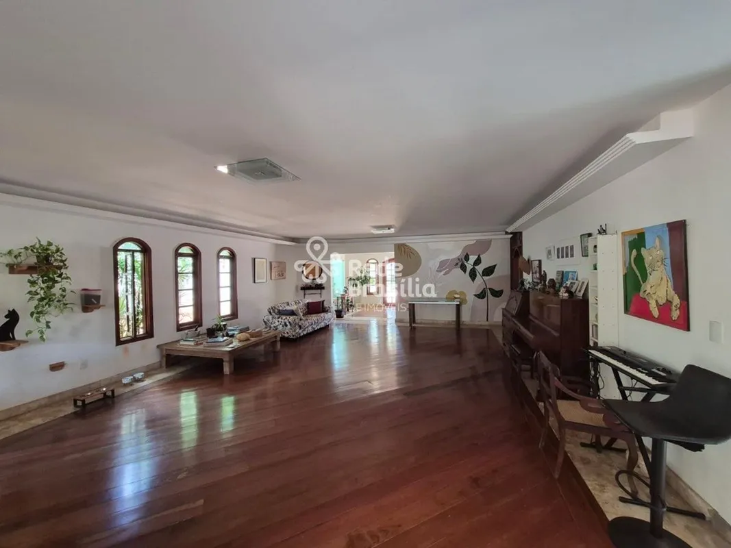 SHIN QL 1 - Lago NorteApresentamos esta excelente casa, ideal para quem busca co...