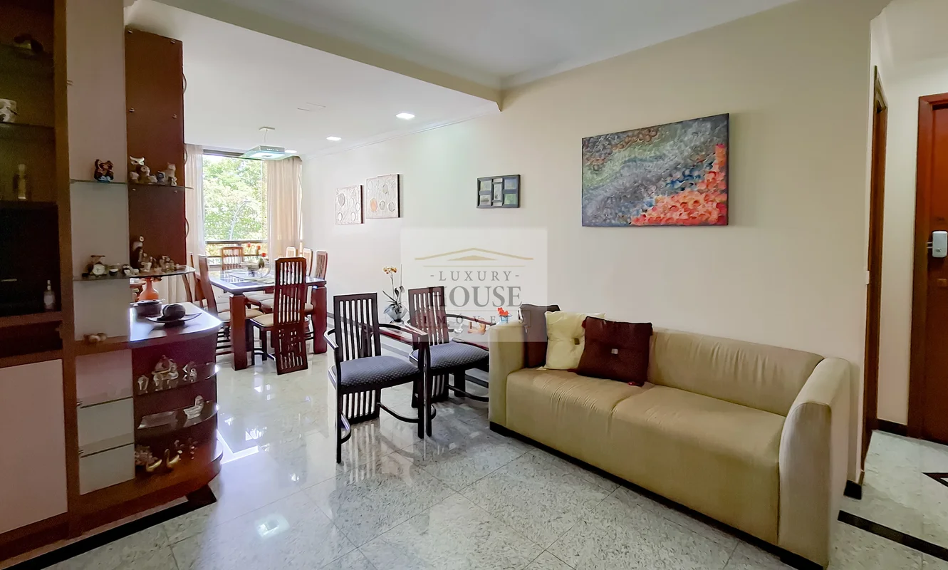Descubra um excelente apartamento de 3 dormitórios, com suíte, na privilegiada S...