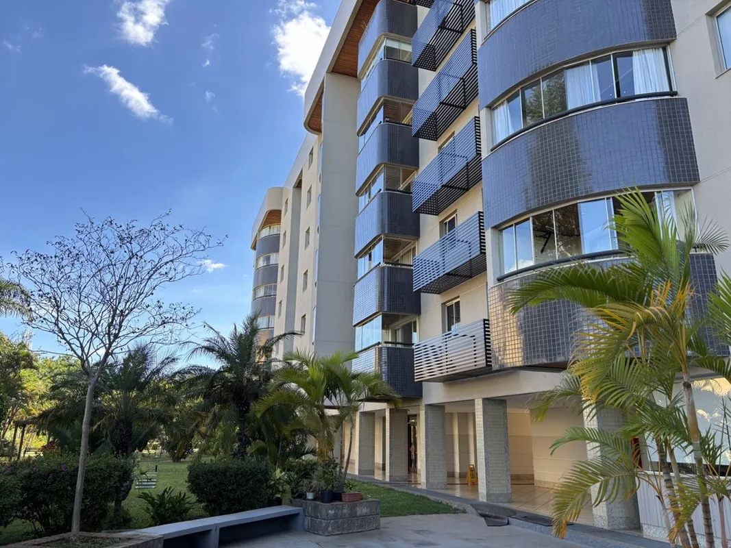 Excelente apartamento de 02 quartos com armários (sendo um suíte), com 90,14 m2,...