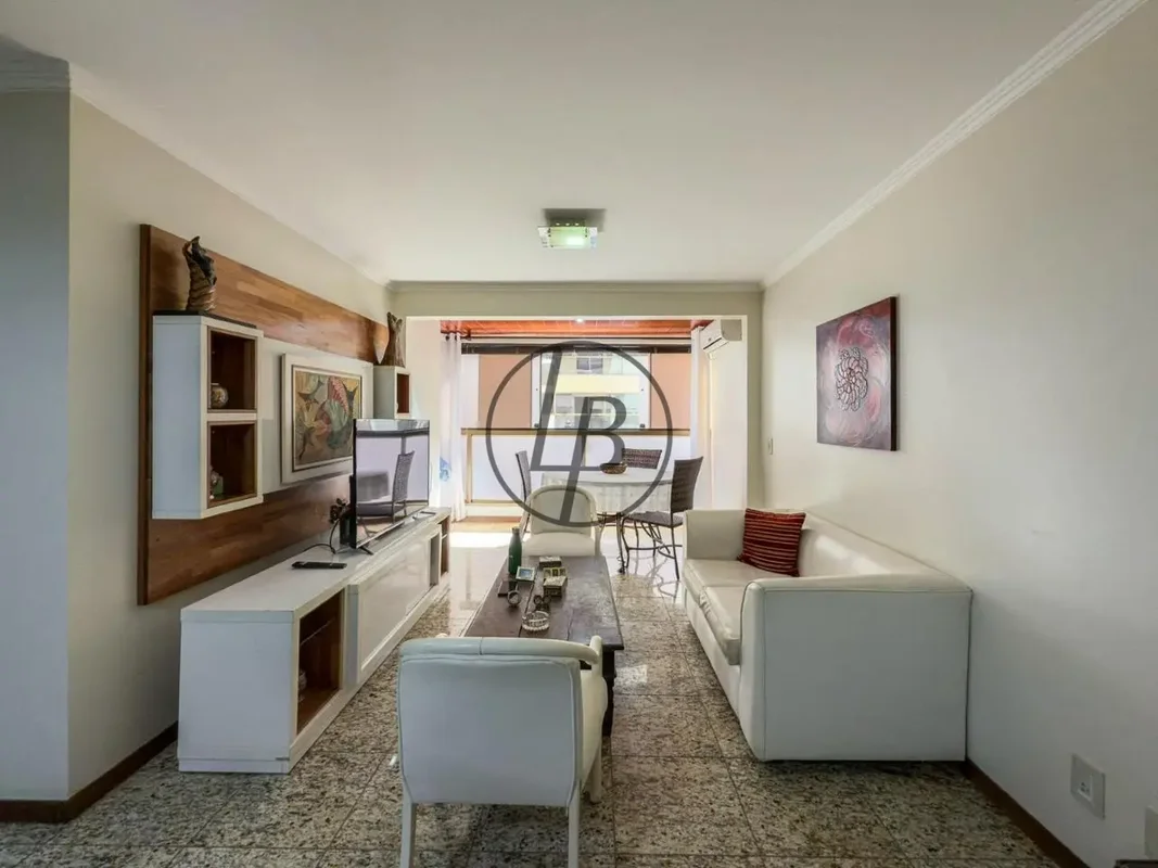 SQN 311 , ASA NORTE, um espaço que combina conforto, praticidade. Com 94m² bem d...