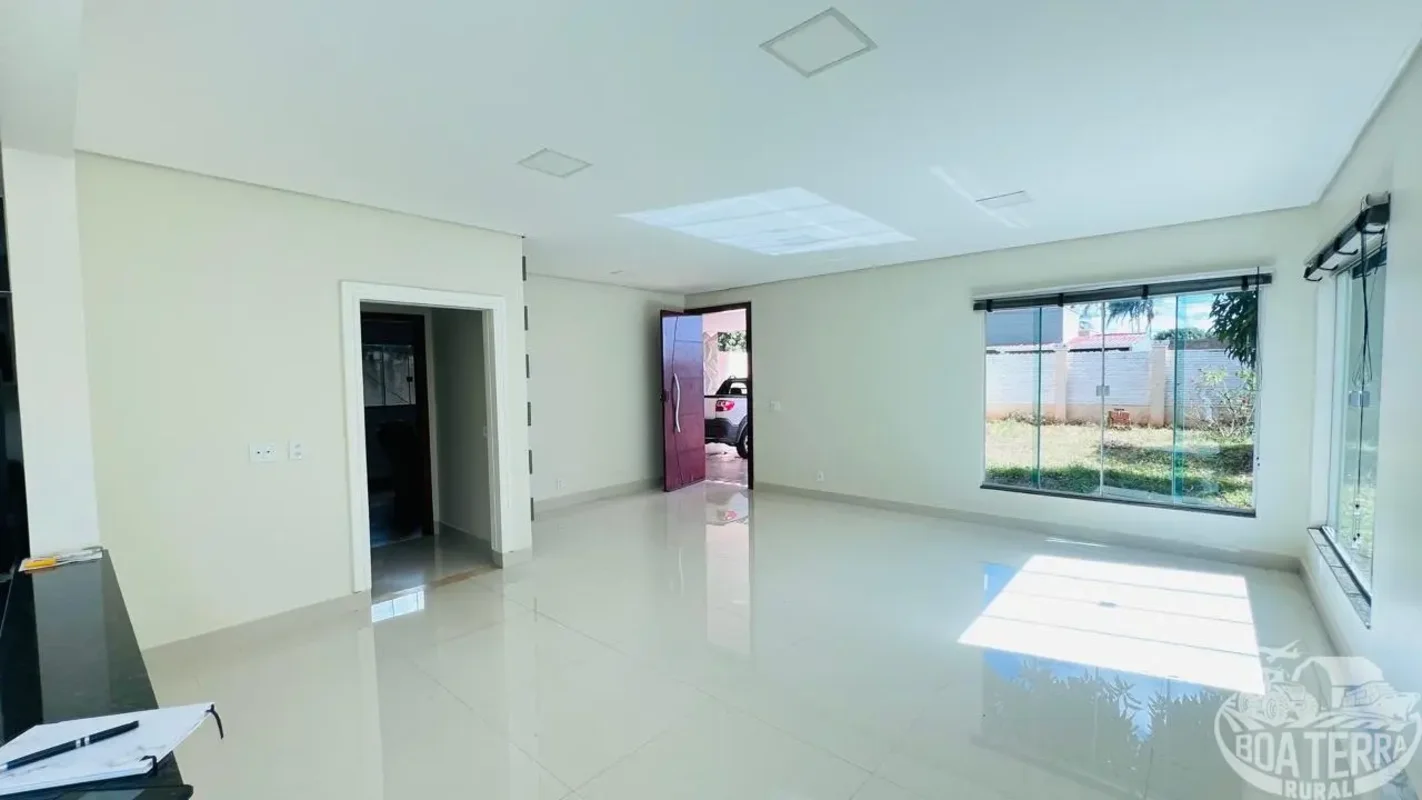 CASA TERREA ALTO PADRÃO À VENDAPONTE ALTA NORTE- GAMA - BRASÍLIA/DF.1)LOCALIZAÇÃ...