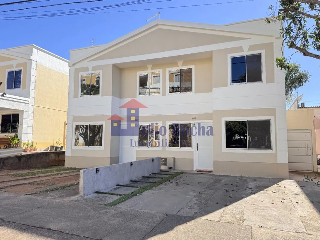 JULIOR OCHA IMOBILIÁRIA VENDE!ÓTIMA CASA NA QC 14 DO JARDINS MANGUEIRAL-DF!A CAS...