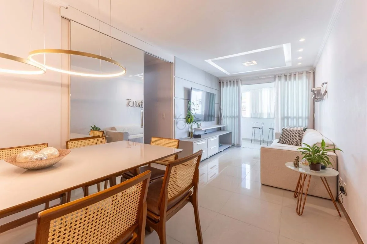 Apartamento 3 Quartos /suite , DCE | Reformado | armarios planejados| Andar Alto...