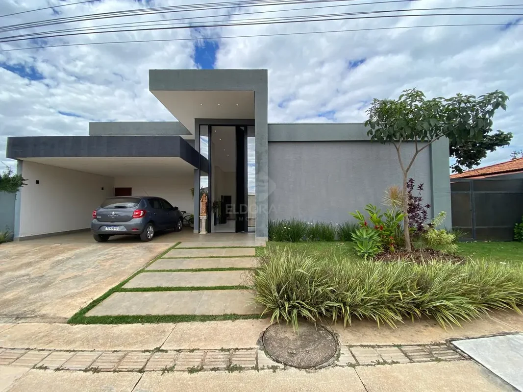 ELDORADO IMOBILIÁRIA VENDE : Ótima casa de 4 dormitórios, sendo 2 suítes, e duas...