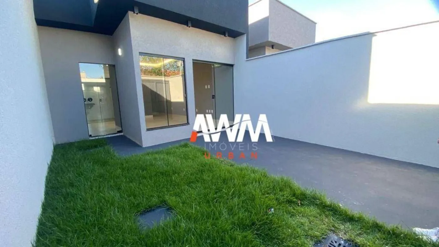 Casa nova com 2 quartos, sendo 1 suite, vaga de garagem para 2 carros, local seg...