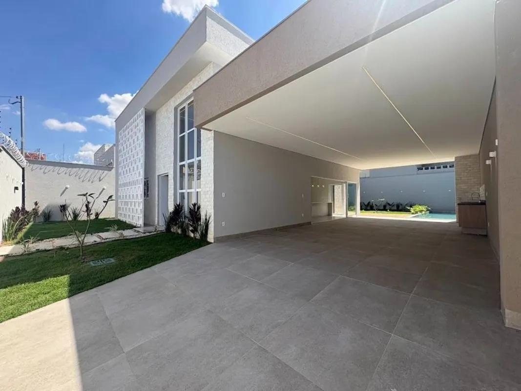GH2486Casa com 3 quartos na Jardim Atlântico, em terreno com 432,00m² com 223,61...