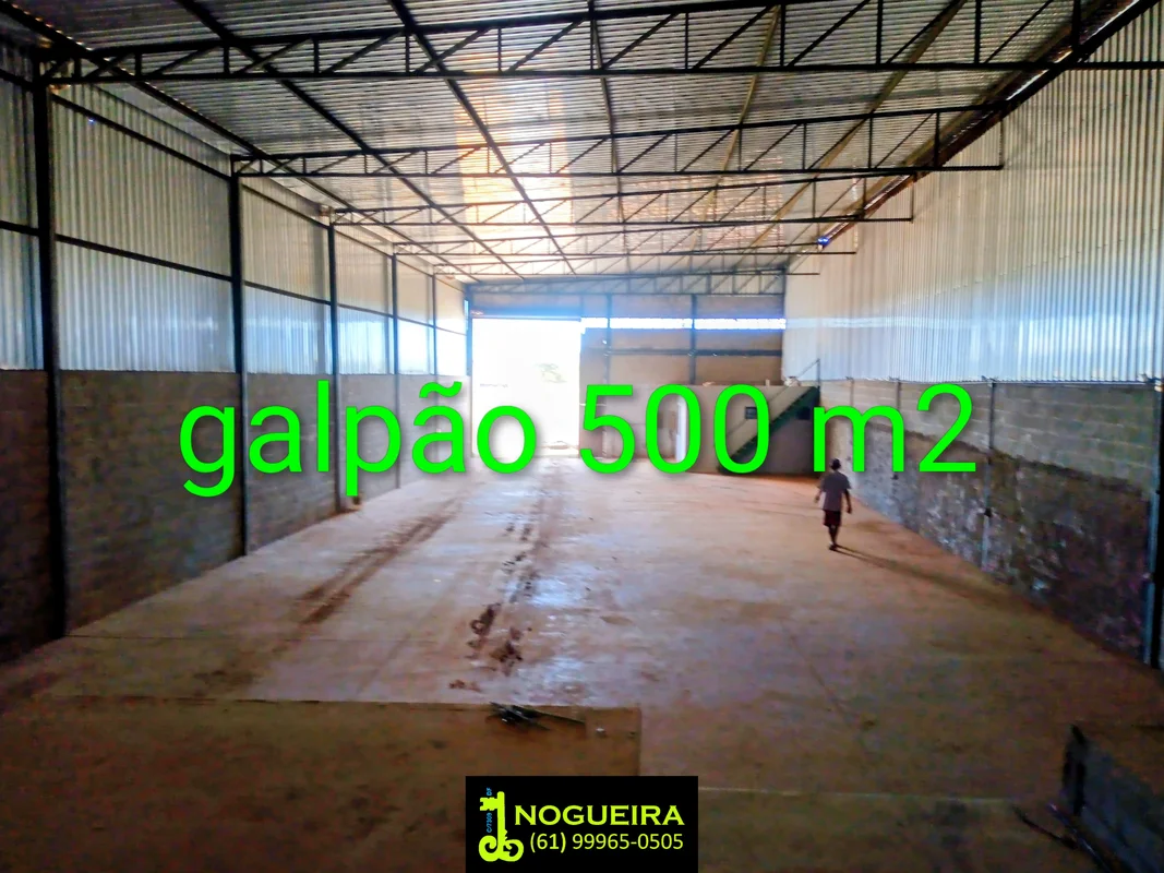 ALUGO EXCELENTE GALPÃOCOM 500 m2 PÉ DIREITO ALTO13 METROS DE LARGURA COMBANHEIRO...