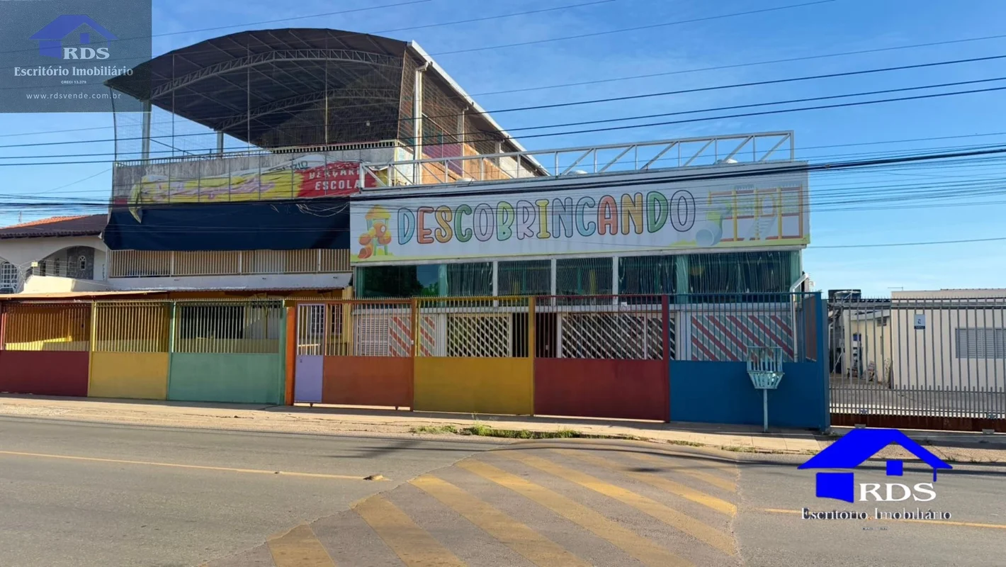 RDS vende Imóvel localizado na Quadra 01 - Setor Sul - Gama/DF, rua principal ôn...
