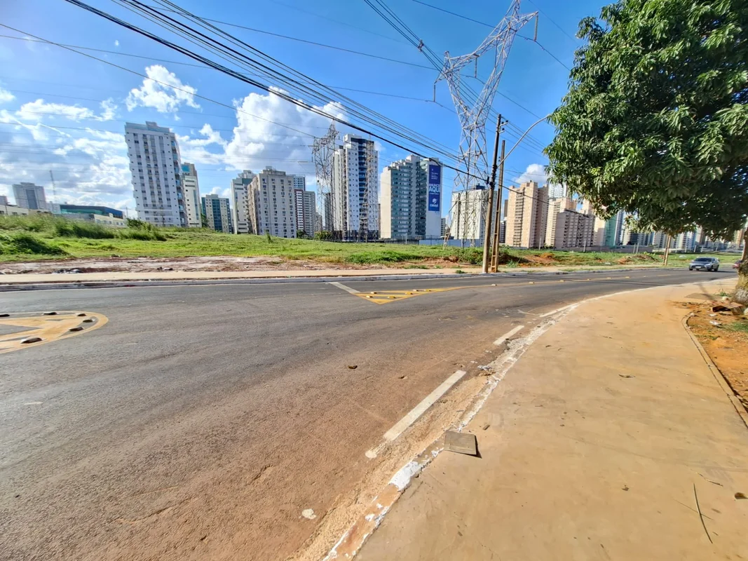 LOTE COMERCIAL À VENDA – Excelente Oportunidade em ArniqueiraESCRITURADO Disponí...