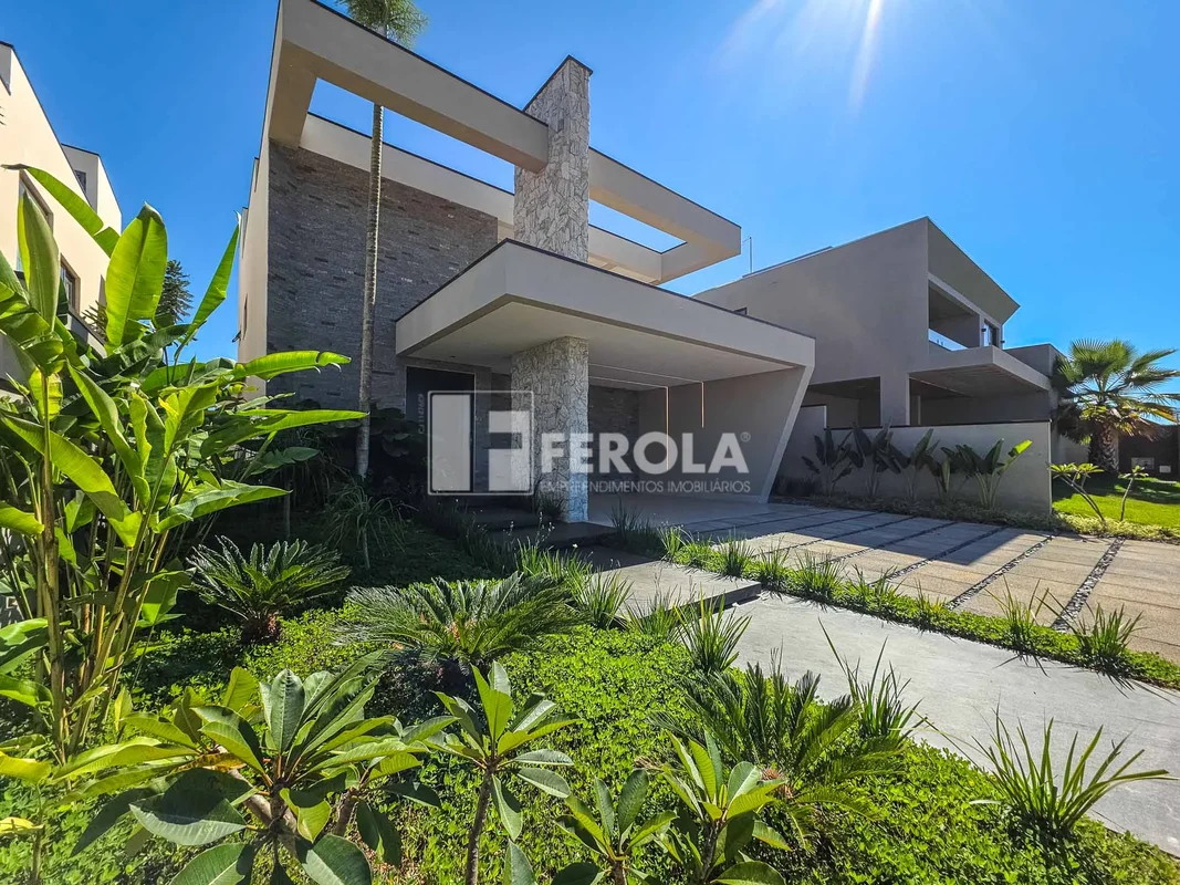 Imagine viver em um elegante sobrado no Condomínio Le Premier Residence, localiz...