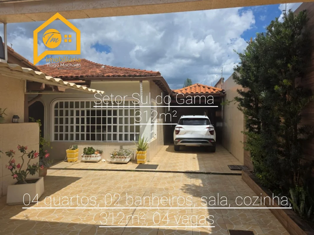 Excelente casa no Setor Sul do GamaSão 202m² de área construída em um lote de 31...