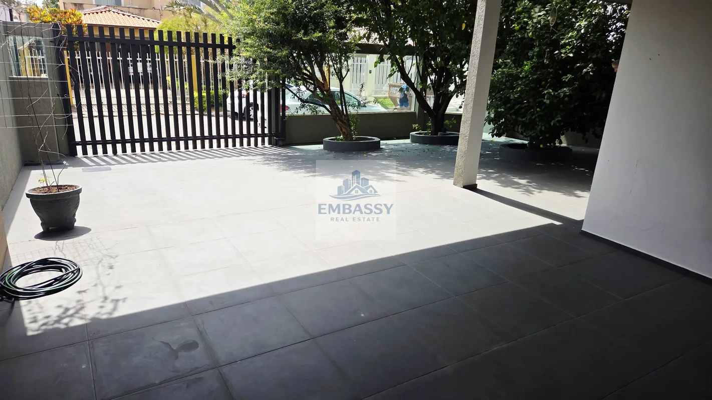 IDEAL PARA DIPLOMATAS E EMBAIXADAS!CASA TODA MOBILIADA E EQUIPADA.Descubra uma c...