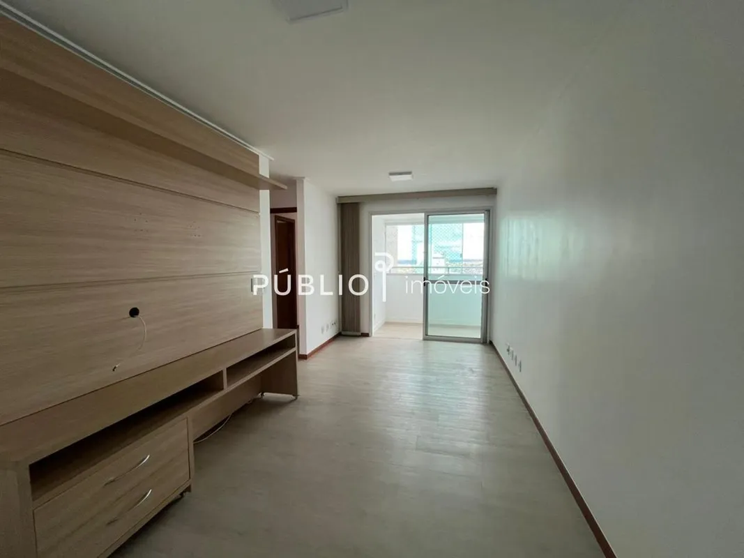 EXCELENTE APARTAMENTO NO RESIDENCIAL THOMAS JEFFERSON CONFORTO E PRATICIDADE!Se ...