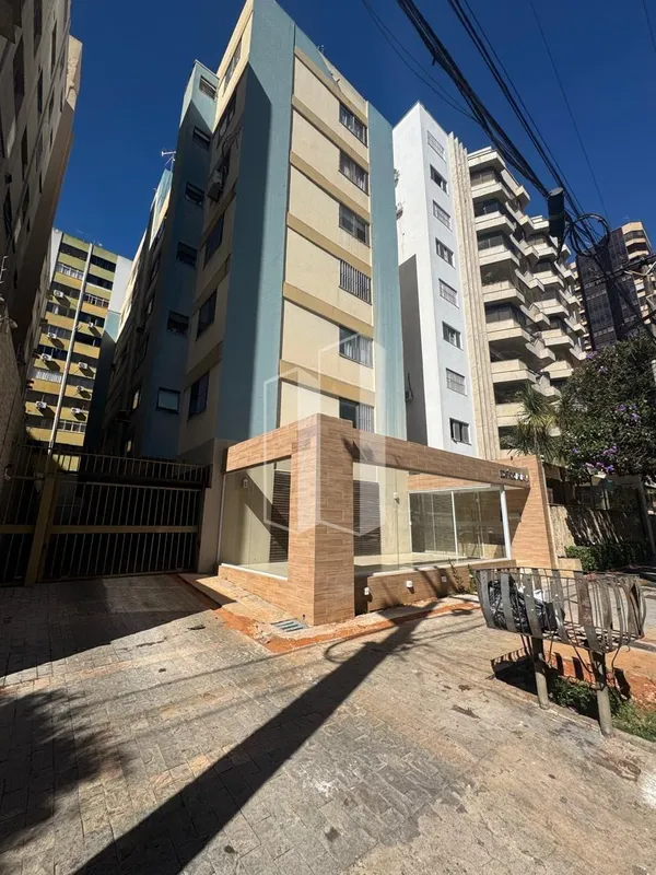 Excelente apto de 3/4 com armários (01 suíte), com mais um quarto opcional ou DC...