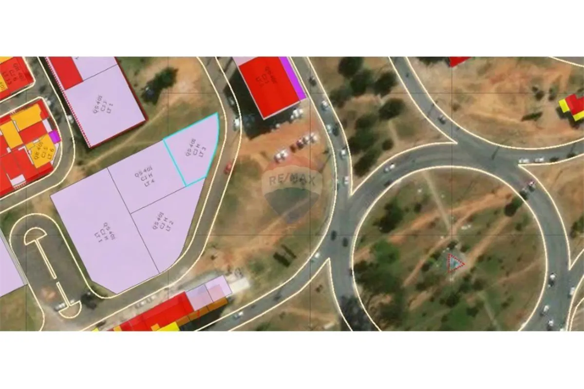 Apresentamos um ativo imobiliário de rara configuração no Centro Urbano de Samam...