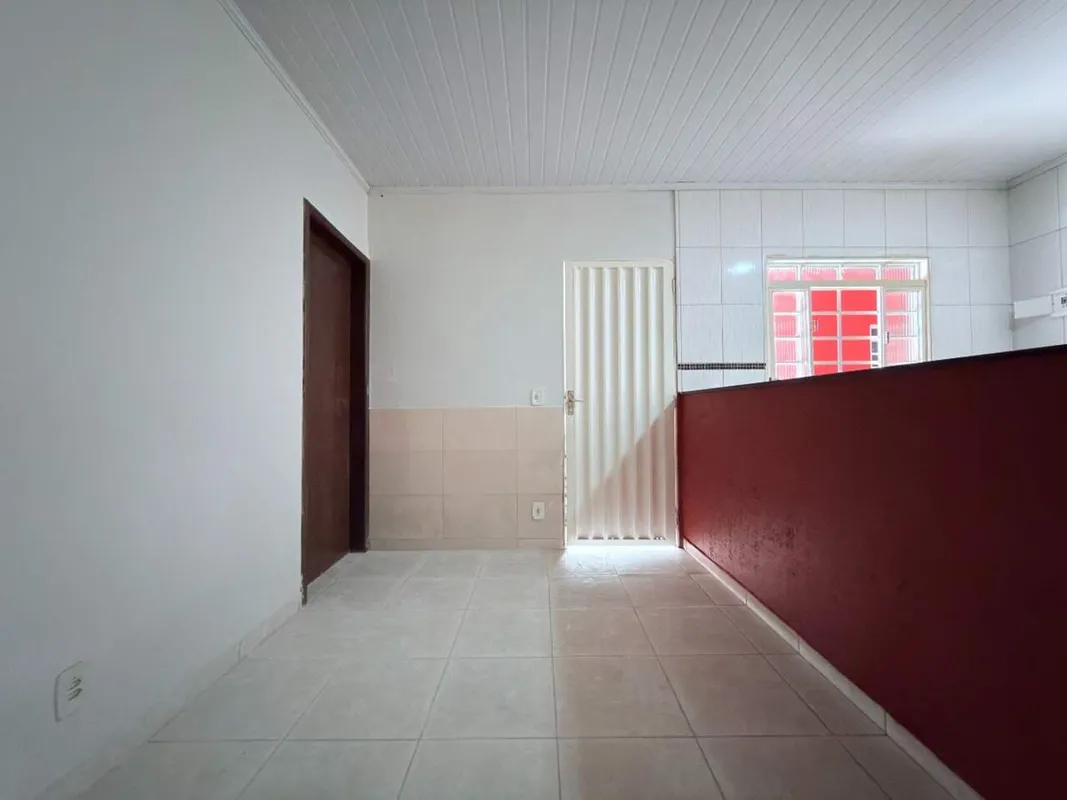 Características do imóvel:- Lote compartilhado- 2 quartos bem distribuídos- 1 ba...