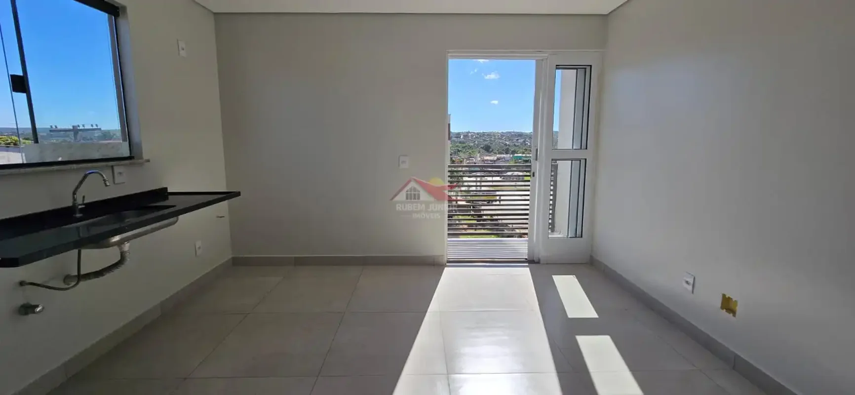 Apartamento à venda – São Sebastião/DFPosição Nascente - Quadra 102Em frente à 3...