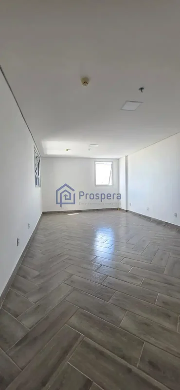 Sala Comercial de Alto Padrão no Pistão Sul – Vista Livre e Segurança 24hOportun...