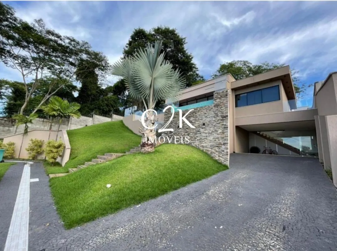 Casa térrea, 3 suítes plenas, Escritório no Res. Parque Mendanha - Goiânia - GOC...