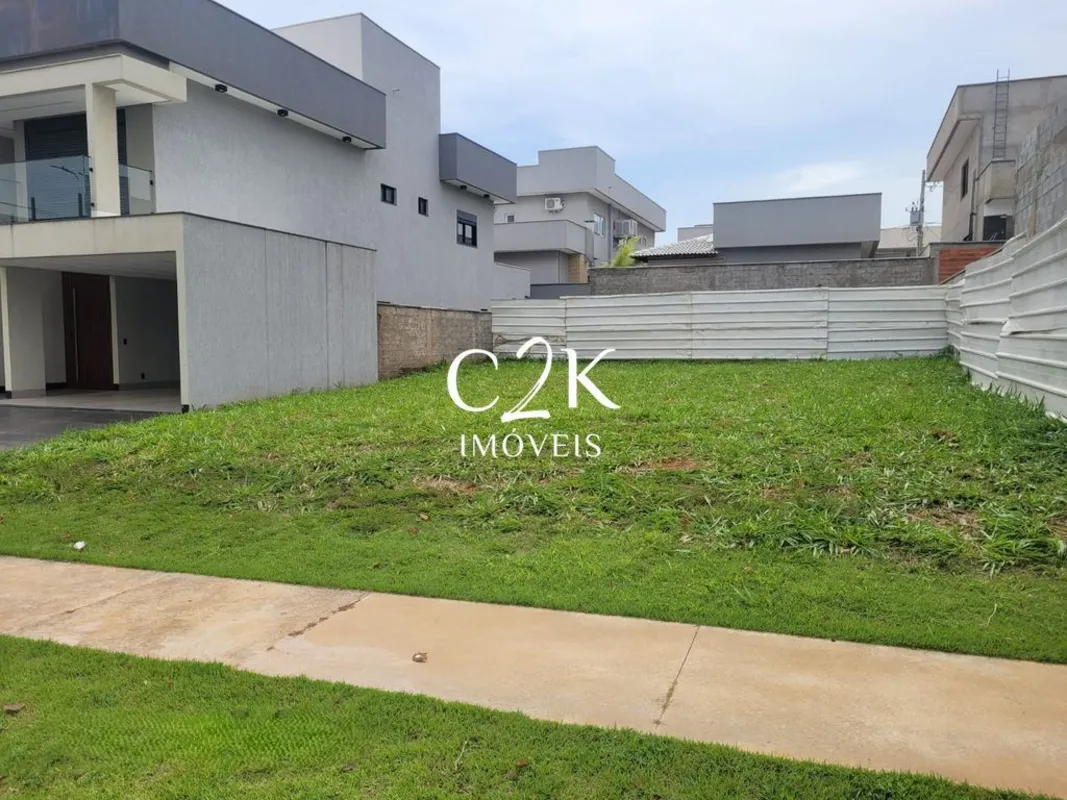 Lote com 312m², Plano a venda, ParqVille Jacarandá - Aparecida de GoiâniaParqvil...