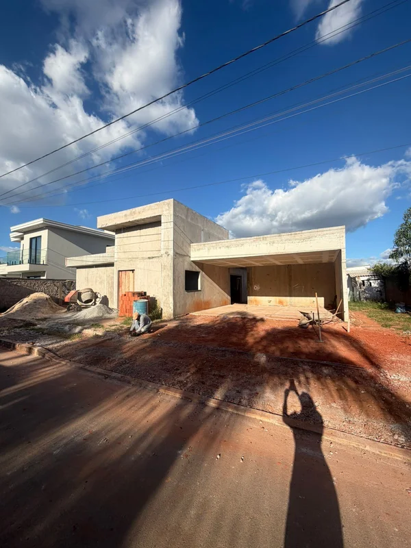 CASA MODERNA À VENDA – ESTÂNCIA QUINTAS DA ALVORADA | QUADRA 04OBSERVAÇÃO OBRA I...