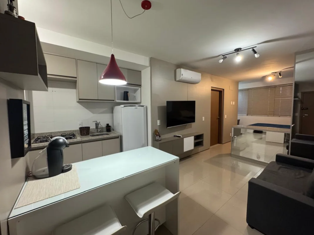 Apartamento de um quarto, completo, com marcenaria, vista livre, com uma vaga de...