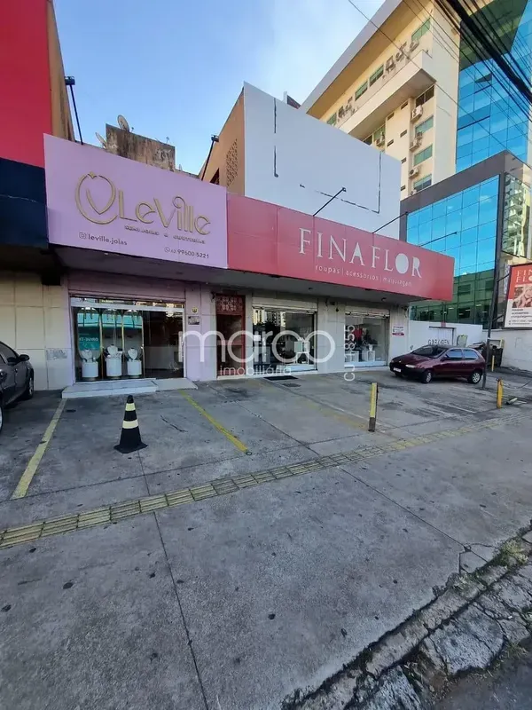 02 Quartos, Sala, Cozinha, Banheiro social, Área de serviço. Observações: Não é ...