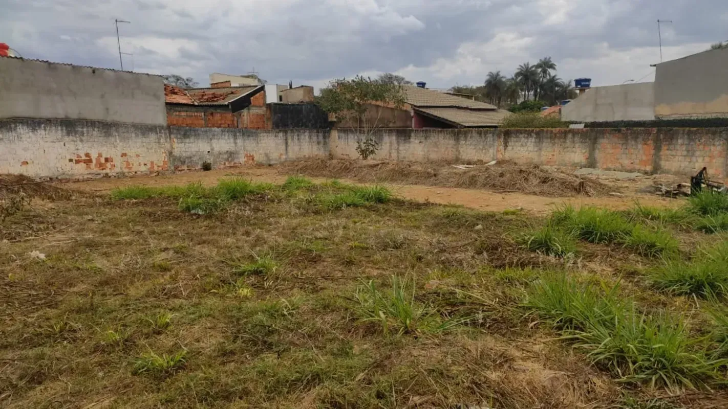 IDEALIZE VENDE LOTE EM SÃO SEBASTIÃO Localização: ?RUA 05 - LOTE N° 121 - BAIRRO...
