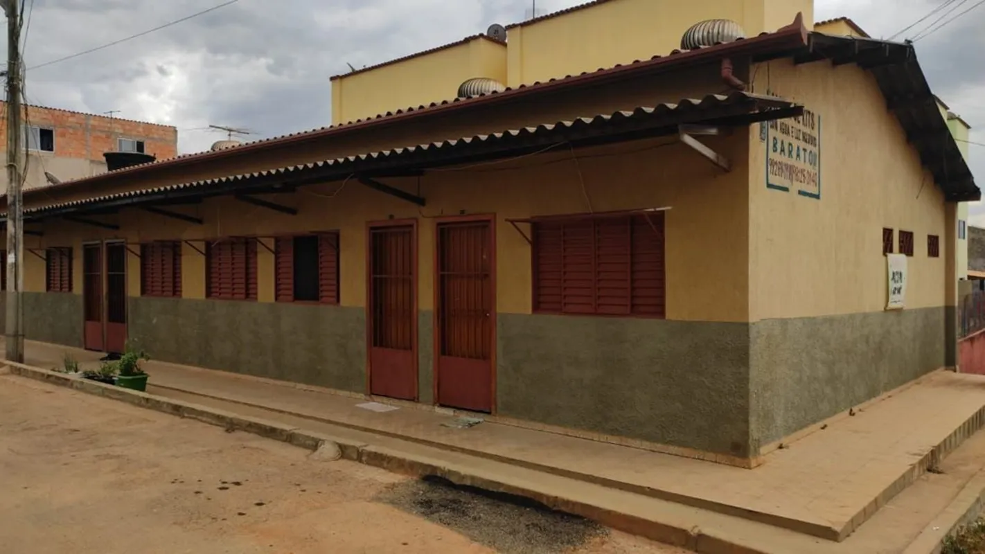 IDEALIZE VENDE KIT'S EM SÃO SEBASTIÃO: Imóvel: À venda: Dois blocos com um total...