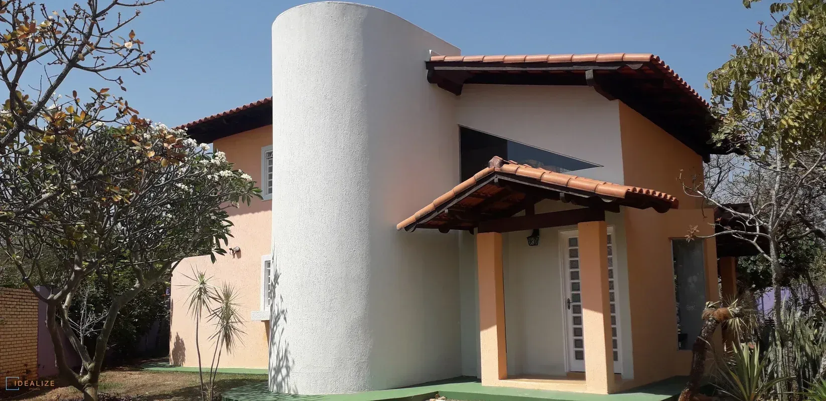 IDEALIZE IMÓVEIS VENDE:CASA DE ESQUINA NO CONDOMÍNIO ENTRE LAGOS, ETAPA 02:Se vo...