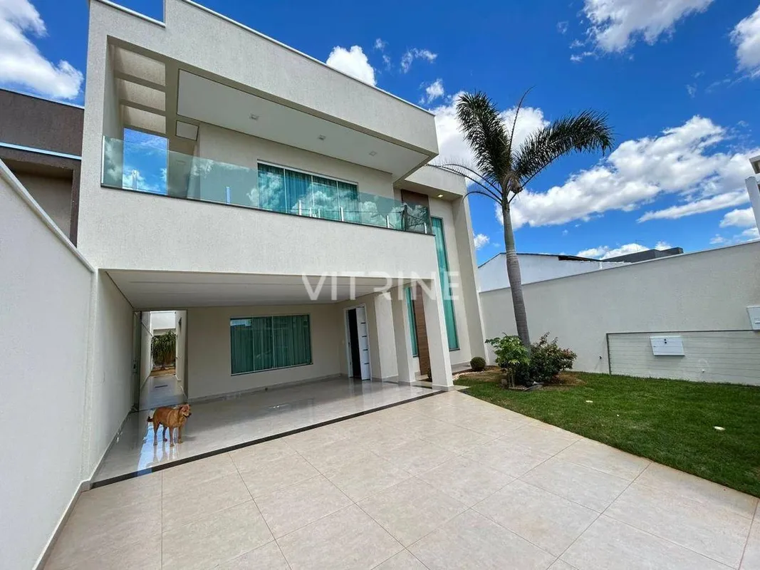 Casa na rua do Rodobelo - Condomínio ImperiumLote 400mCasa com 4 quartos sendo 3...