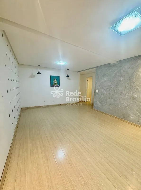 Apartamento à venda no Edifício Marta - Guará II - 03 quartos (sendo duas suítes...
