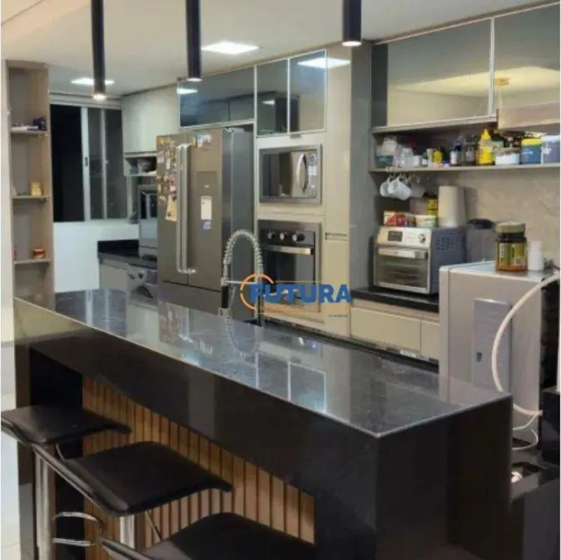 A FUTURA NEGÓCIOS IMOBILIÁRIOS disponibiliza para VENDA:Excelente Apartamento Ap...
