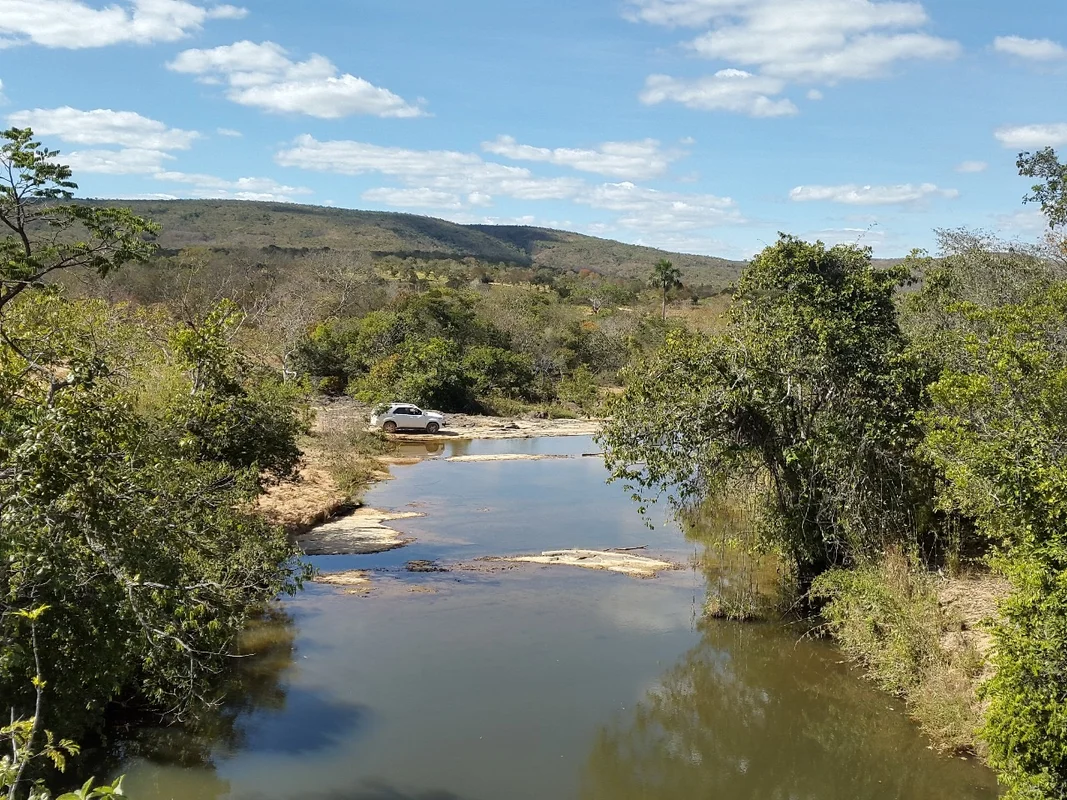 Imagine viver em uma fazenda extensa, situada na bela cidade de Arinos, em Minas...